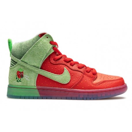 Nike SB Dunk High Strawberry Cough CW7093600 Sportschuhe